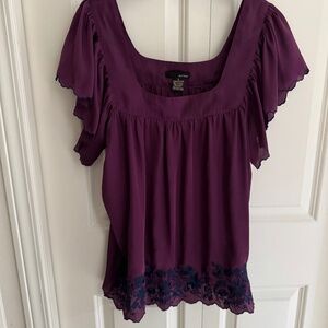 Cottura Purple Satiny Floral Embroidered Blouse Size Small Ruffle Short Sleeve